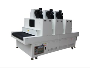 如何选择UV固化机反射罩材质和形状